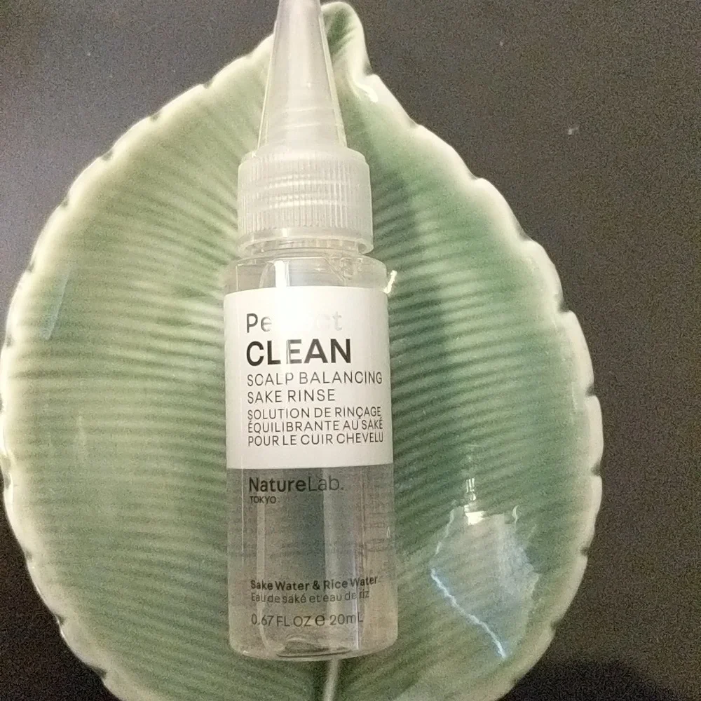 Scalp Balancing Sake Rinse - Picture 1 of 2